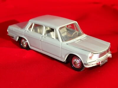 Norev Plastic 47 SIMCA 1501 - (364) Foto 1 de 4