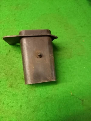 YAMAHA RD350LC YPVS 31K 29L 1WT 1UA USADO CAJA FILTRO AIRE DEFLECTOR INTERNO LARGO Foto 1 de 4