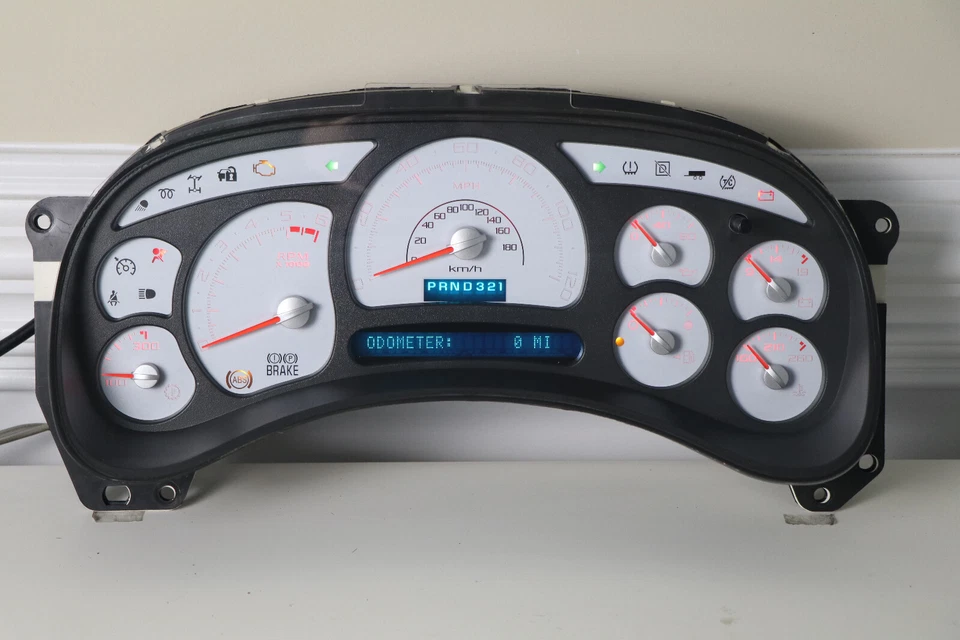 03-05 GMC Yukon Escalade HD GAS Reman Panel de Instrumentos Panel 0 millas LED ROJO #2 Foto 1 de 4