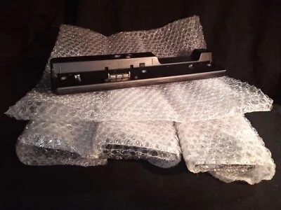 4x Fujitsu Port Replicators Lifebook T4220/T4215/T4210, FPCPR65, CP291237 NEW - Image 1 of 2