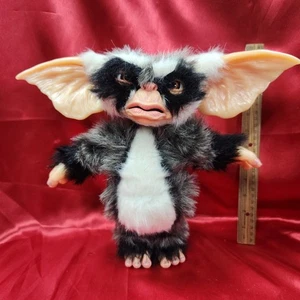 Gremlins 2: The New Batch - utilería George Mogwai de Trick or Treat Studios - sin caja - Imagen 1 de 18