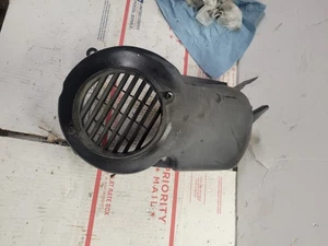 Cubierta grande usada Honda Elite Dio Sym Af16 Af18 Af25 Af28 Zx Sr  - Imagen 1 de 6