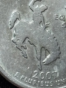2007 P Wyoming Quarter “Pooping Horse” & Large Reverse Die Chips. Collectors! 👀 - Picture 1 of 5