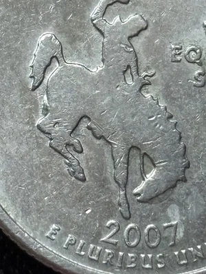 2007 P Wyoming Quarter “Pooping Horse” & Large Reverse Die Chips. Collectors! 👀 - Image 1 of 4