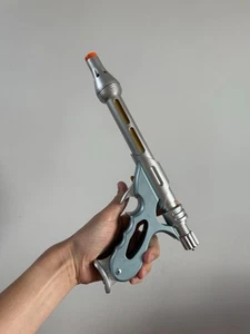 Star Wars 2002 Attack of The Clones Jango Fett Blaster Sound & Light Blaster - Picture 1 of 4