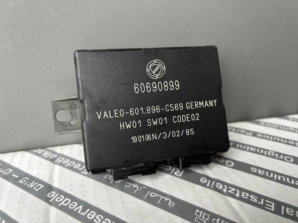 Centrale capteurs de stationnement arrière Alfa Romeo GT 60690899 radars recul - Immagine 1 di 2