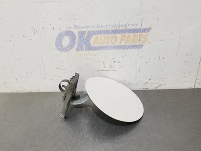 12 2012 CADILLAC ESCALADE BASE FUEL FILLER DOOR WHITE - Image 1 of 4