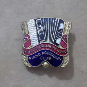 Vintage Adelaide college of music piano accordion club enamel badge - Picture 1 of 3