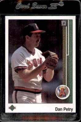 1989 Upper Deck #552 Dan Petry California Angels - Nice Card! - Image 1 of 2