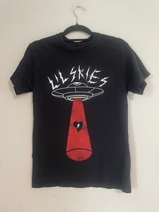 Lil Skies UFO Heart T-shirt Sz Small Abduction Space Ship Rap Hip Hop Cotton Tee - Picture 1 of 3