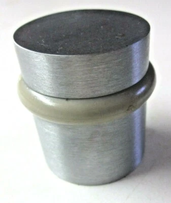 Parachoques de tope de puerta Rockwood 446 montaje en piso 1 cromo satinado calidad pesada Foto 1 de 4