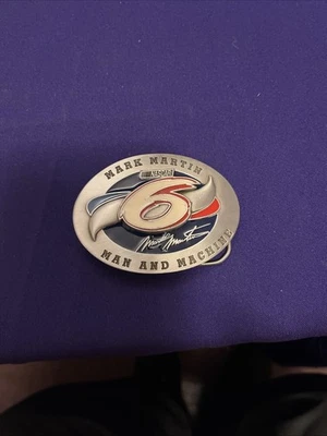 Hebilla de cinturón vintage Mark Martin NASCAR hombre y máquina #6 usada Foto 1 de 4