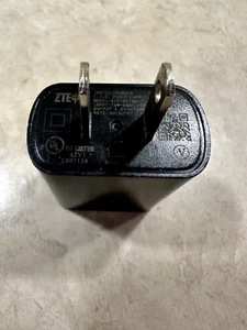ZTE Travel Charger (5V/1.5A) - Picture 1 of 3