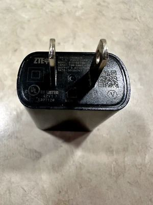 ZTE Travel Charger (5V/1.5A) - Image 1 of 3