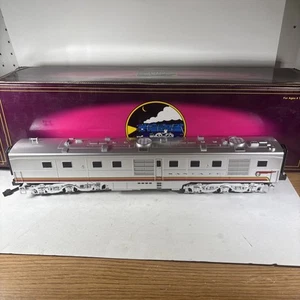 MTH 20-2223-3 O Gauge Santa Fe DL110 B-Unit Powered Diesel Engine LN/Box - Picture 1 of 10