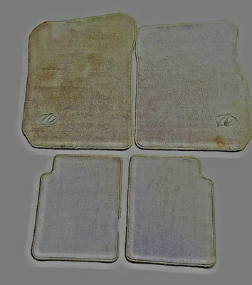 Oldsmobile Aurora 1999 alfombra de felpa beige tostado juego completo 4 OEM usado Foto 1 de 4