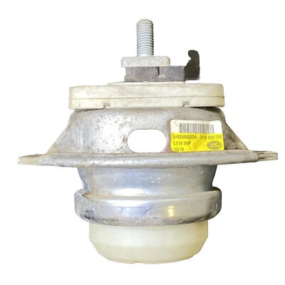 2010-2016 Land Rover LR4 3.0L Right Passenger Engine Motor Bracket Mount - Image 1 of 4