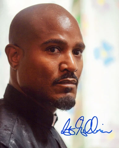 SETH GILLIAM   signed Autograph 20x25 cm "The Walking Dead" In Person Cover