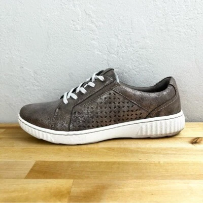 Clarks Collection Caroline Ella Metallic Gold Leather Sneakers Women's Size 9.5 - Image 1 of 4