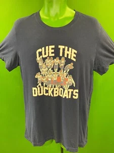 NFL New England Patriots "Cue the Duck Boats" T-Shirt Men's Large - Picture 1 of 3