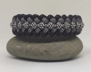 Take A Look At This Cool Black Gray & Silver Paracord Bracelet!! - Picture 1 of 8