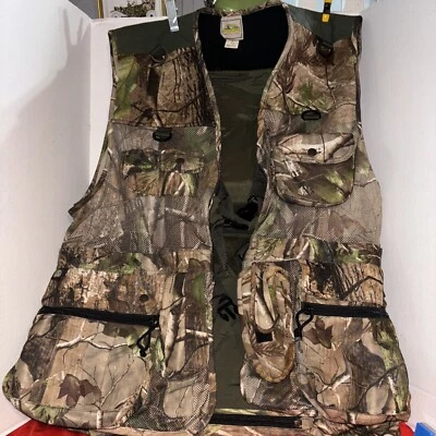 Fieldline Real Tree Camouflage Size 2XL Hunting Vest Padded Seat Pockets - Image 1 of 4