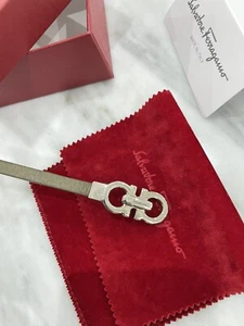 $360 Salvatore Ferragamo Men's Olive GANCINI BRACELET Leather Bracelet - Picture 1 of 6