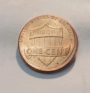 2022 Lincoln Shield Cent  Off Center Mint Error - Picture 1 of 3