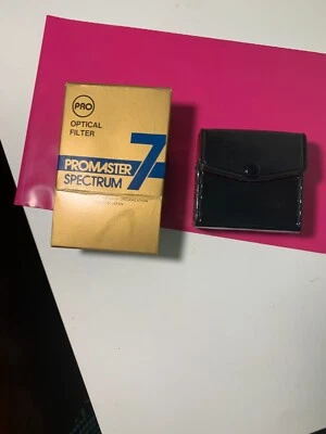 Promaster Spectrum 7 Optical Filter Close-up Set of 3 (58mm) w/Case - Image 1 of 4