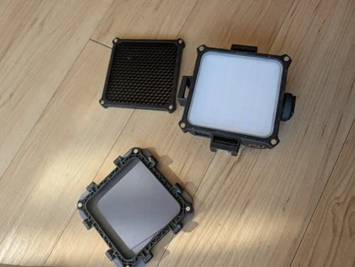 ZHIYUN FIVERAY M20C Combo 20W RGB Led Pocket Video Light APPControl 2500K-10000K - Image 1 of 2