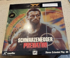 "Predator" Special Widescreen Edition Laserdisc LD - Arnold Schwarzenegger - Picture 1 of 2