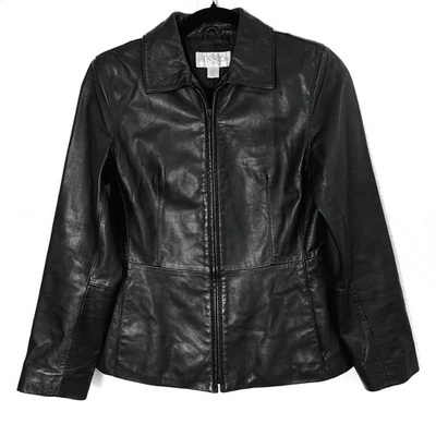 Abrigo de cuero informal de esquina Y2K para mujer PETITE pequeño negro con cremallera corto motociclista ciudad Foto 1 de 4