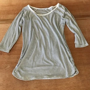 Top James Perse Mujer 3 Negro Blanco Rayas Cuello Redondo Manga 3/4 Preppy - Imagen 1 de 11