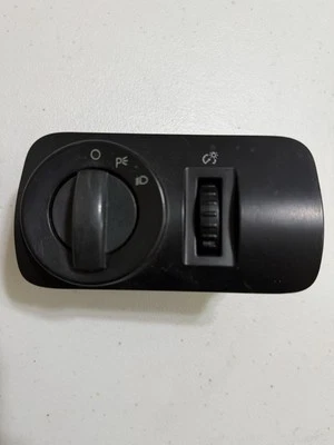 Interruptor de faro de tablero con atenuador 5F9T 14K147 GAW Ford Mustang 2005-2009 OEM Foto 1 de 4