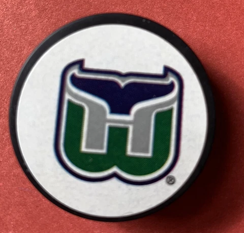 1990 Hartford Whalers mini NHL hockey puck Vintage plastic gumball miniature WHA Cover
