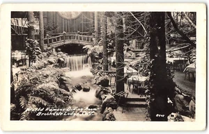 Comedor RPPC, Brookdale Lodge, CA Cascada Interior Años 40 Postal De Colección - Imagen 1 de 2