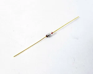 Lot of (48) Motorola Gold Axial Lead Diodes SZG30809H290, CPN 7B07-090AHA - Picture 1 of 5