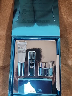 Estee Lauder New Dimension Shape & Sculpt Eye Kit New Boxed 4 Pc - Image 1 of 2