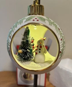 LENOX DISCONTINUED Snowman Scene Ornament Lights Up 4.25" W/Batteries! NOB - Picture 1 of 10