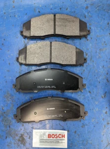 Bosch QuietCast Premium BP1680 Disc Brake Pad Set Front - Bild 1 von 3
