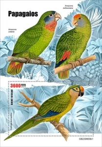Parrots MNH Stamps 2023 Guinea-Bissau S/S - Picture 1 of 1