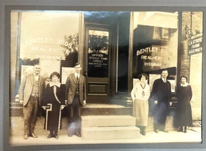 1930s Photo Saratoga & Glens Falls New York Bently Bros E A Strout Farm Agency - Picture 1 of 3