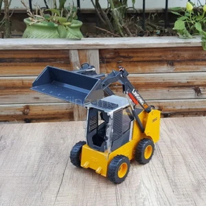 1/18 Scale LIUGONG 385C SKID STEER LOADER Yellow Diecast Model - Picture 1 of 6