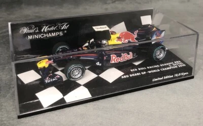 Minichamps F1 1:43 S Vettel Red Bull Racing Renault RB6 Winner Abu Dhabi 2010 WC - Image 1 of 4