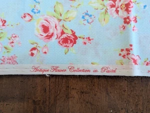 2 Yd/44" 100% Baumwolle LECIEN Antik Blumen sammeln in Pastell/größere Blumen NEU - Bild 1 von 5