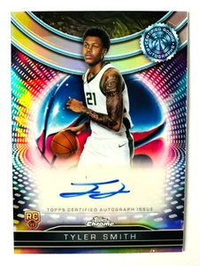 2024-25 Topps Chrome Tyler Smith AUTO RC Refractor Bucks Rookie - Picture 1 of 3