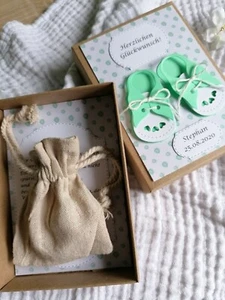 Geldgeschenk zur Geburt Geschenkschachtel personalisiert Geschenkbox Taufe - Bild 1 von 4