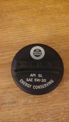 98 - 02 LEXUS ES300 3.0L V6 4D SEDAN ENGINE OIL FILLER CAP OEM - Image 1 of 2