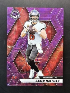 Mira telescópica Mosaic Baker Mayfield 2025 púrpura Prizm #82 Buccaneers - Imagen 1 de 2