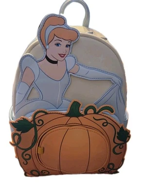 Mini mochila Loungefly Disney Cenicienta vestido de fiesta calabaza Foto 1 de 4